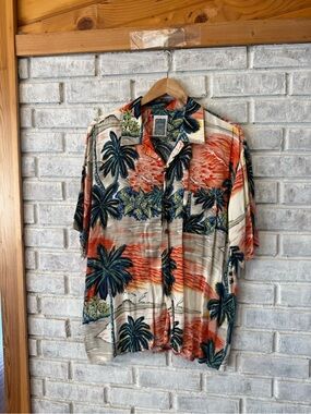 Vintage Ocean Current Palm Print Short-Sleeve Shirt - Cream, Coral & Navy